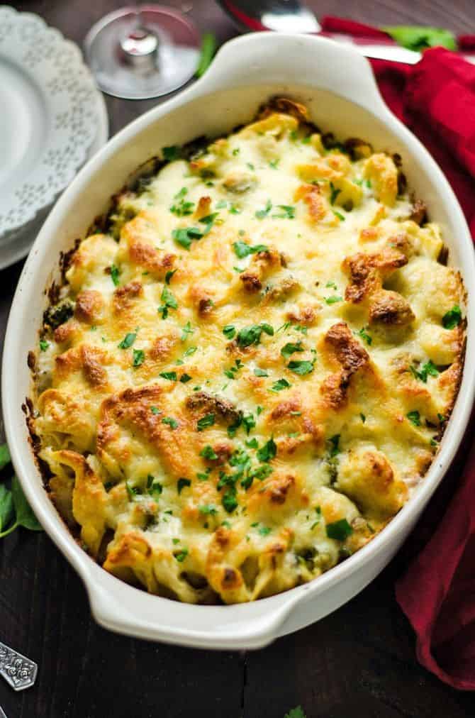 30 Minute Chicken & Broccoli Tortellini Alfredo Bake