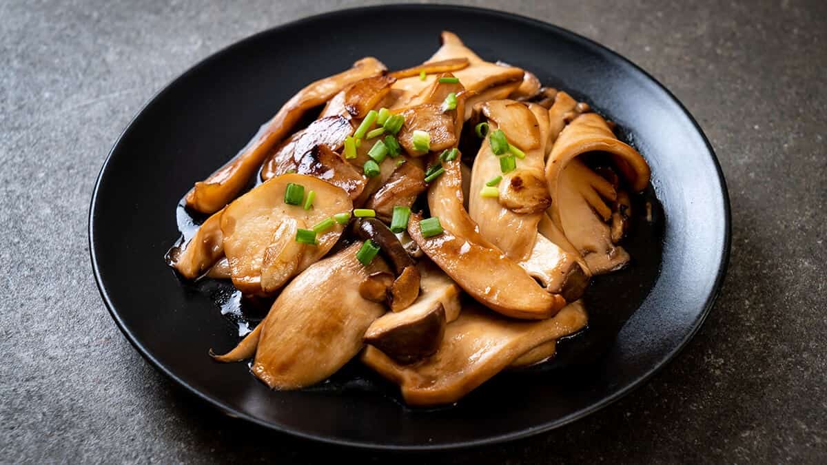 BBQ Pulled Mushrooms (Best Ever Vegan Pulled Pork!)