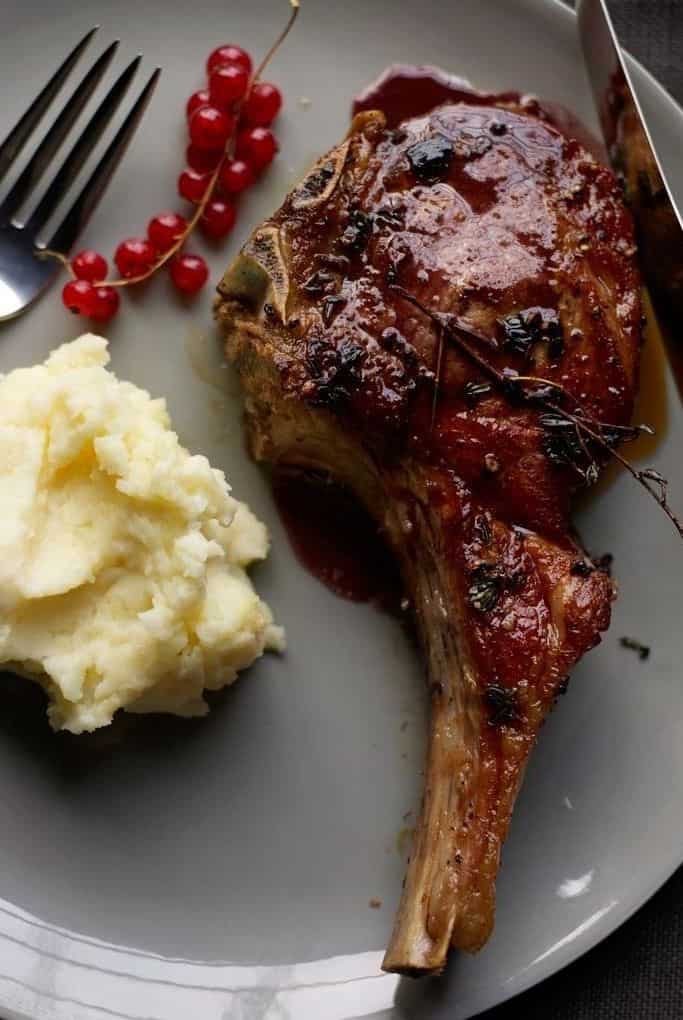 Pan-Roasted Veal Chops With Cabernet Sauce