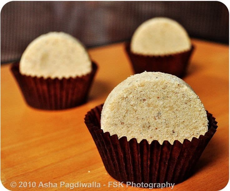 Almond And Cardamom Polvorons