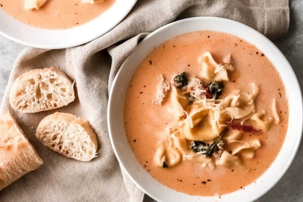 Creamy Tomato Tortellini Soup