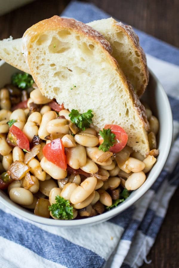 Tuscan White Bean Salad