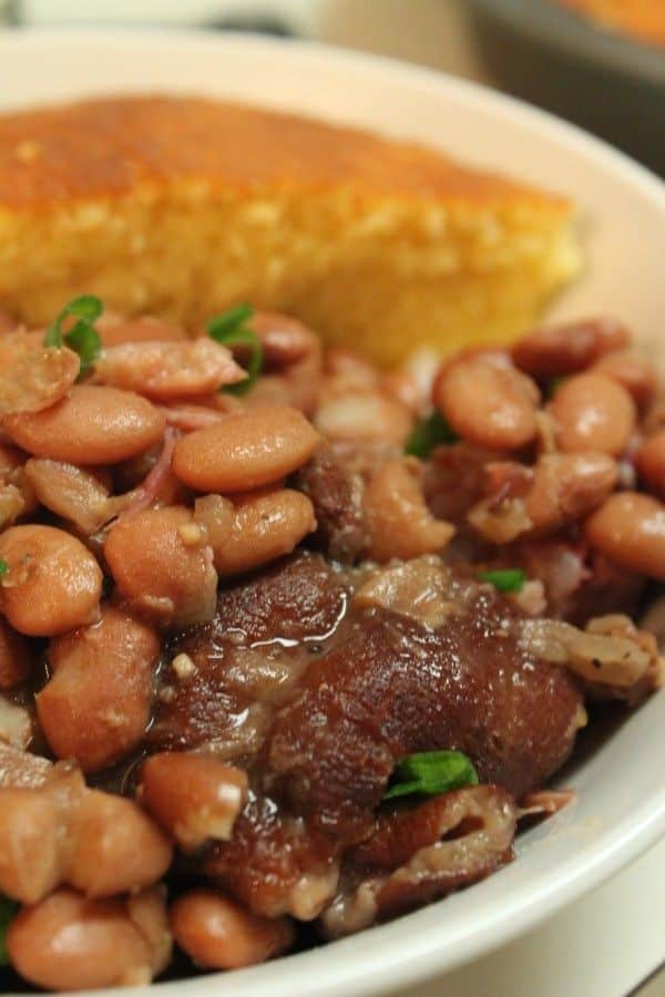 Southern Pinto Beans And Ham Hocks