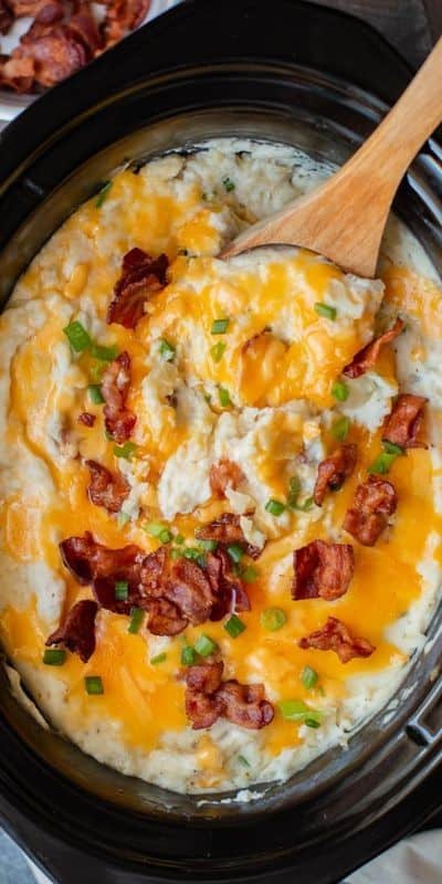 Slow Cooker Baked Potato Casserole