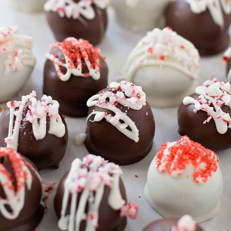 Easy Peppermint Chocolate Truffle