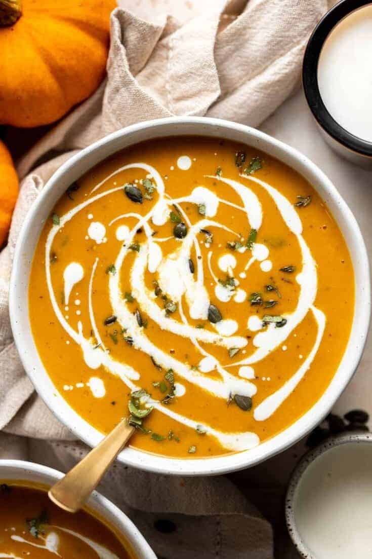 Coconut Curry Pumpkin Soup