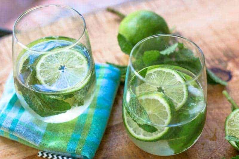 White Wine Skinny Mojito