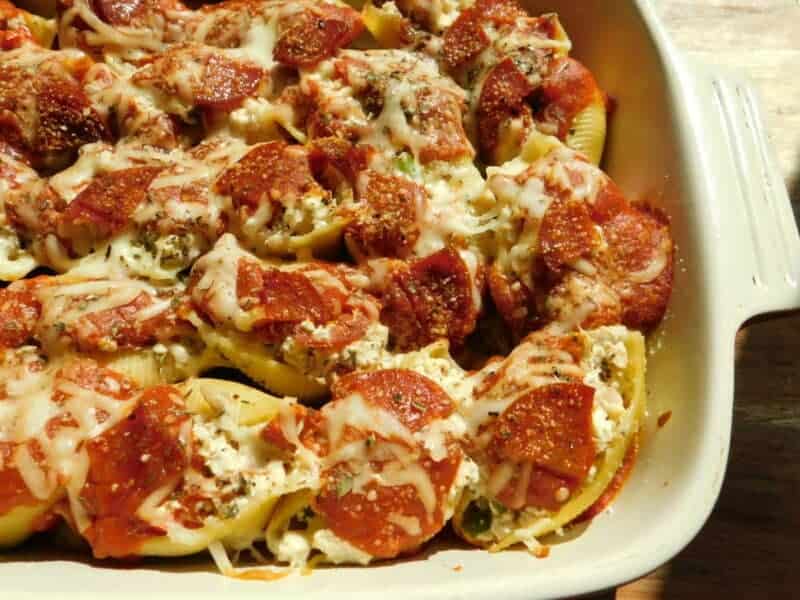 Deluxe Pizza Stuffed Shells