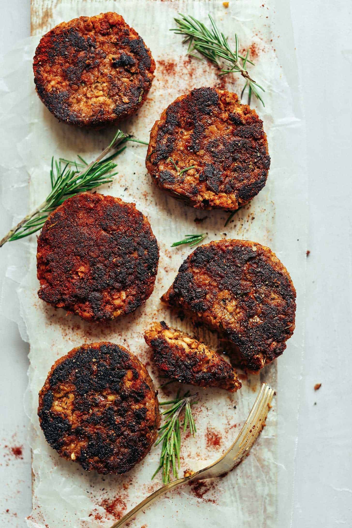 Spicy Tempeh Breakfast Sausage