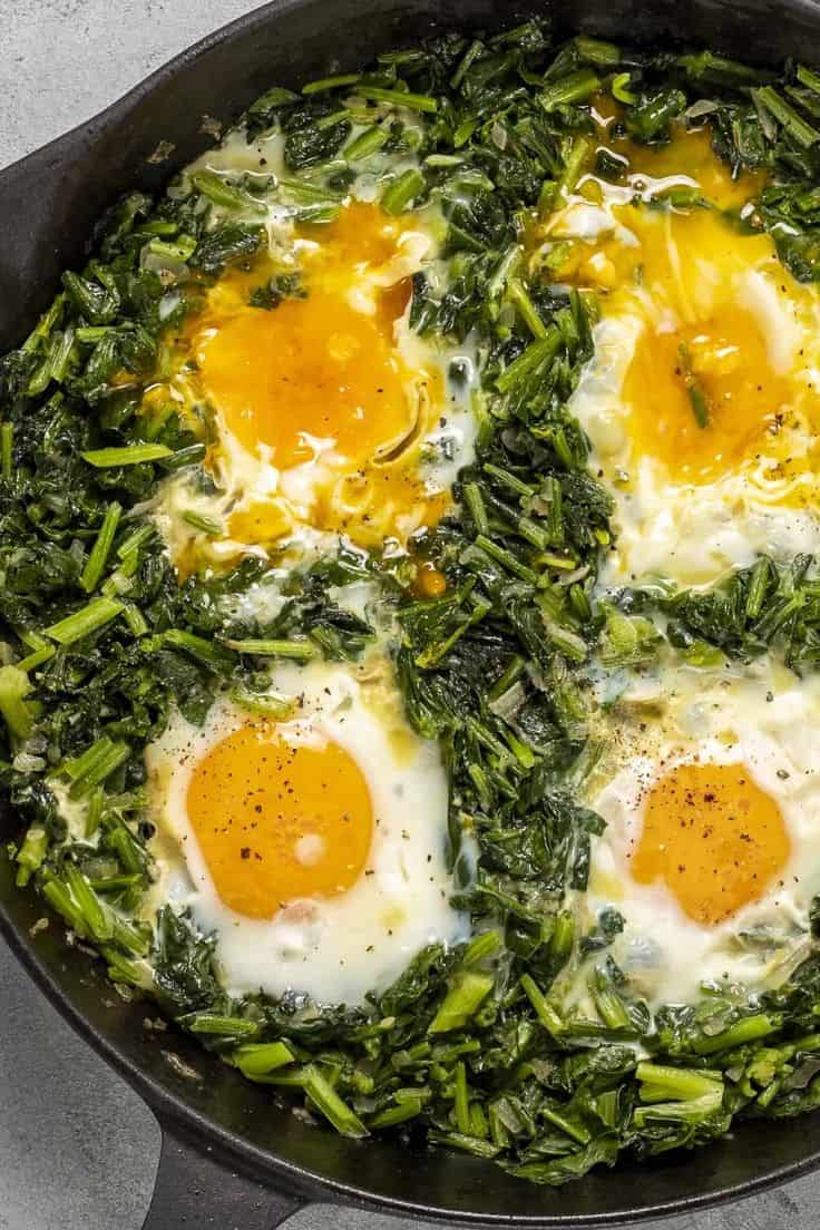 Spinach With Eggs Breakfast