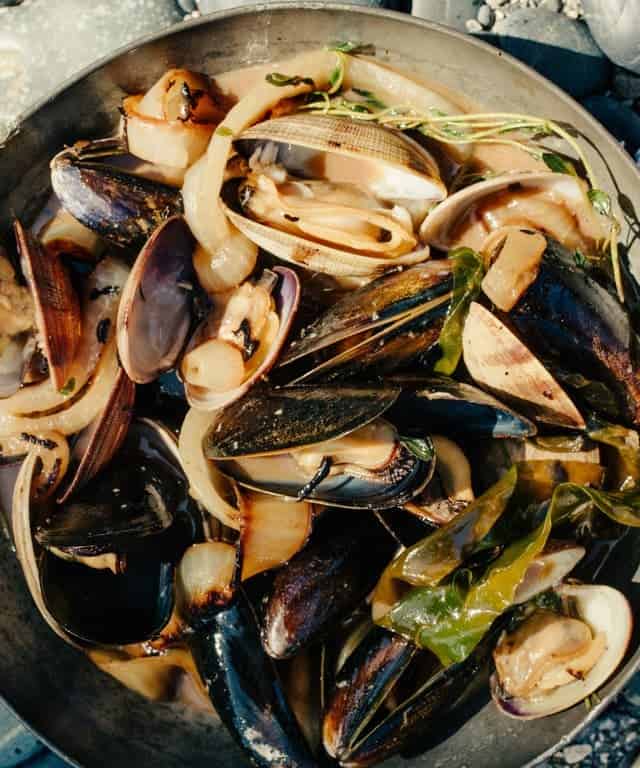 Stout-Steamed Shellfish with Charred Onions