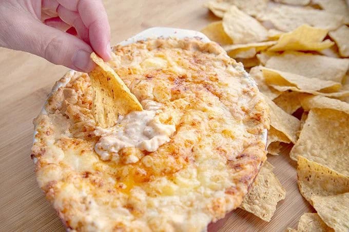 Cheesy Cheddar Lobster Dip