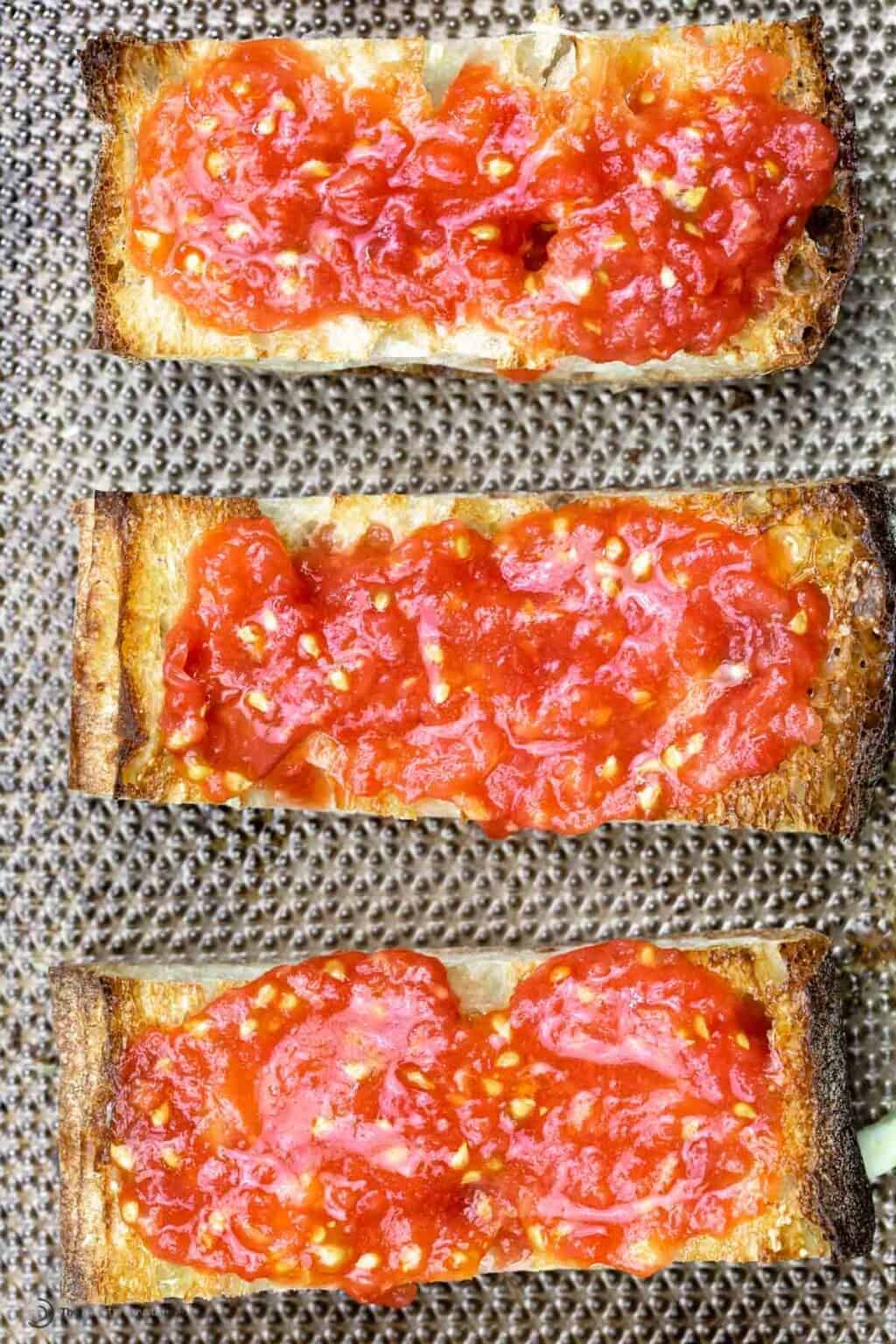 Pan Con Tomate (Spanish Tomato Bread)