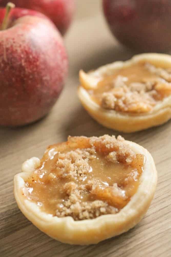 Caramel apple pie cookies