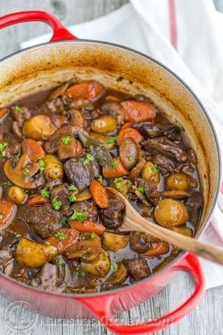 20 Best Stew Recipes for a Cozy Winter Dinner