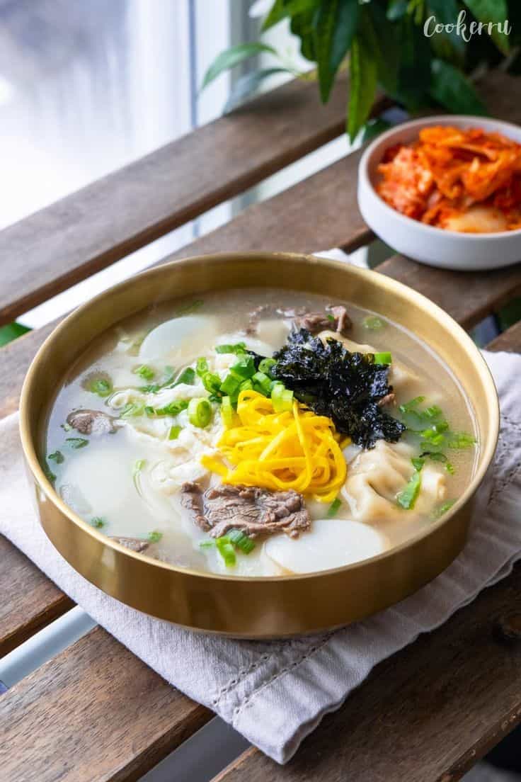 Easy Tteokguk (Korean Rice Cake Soup)