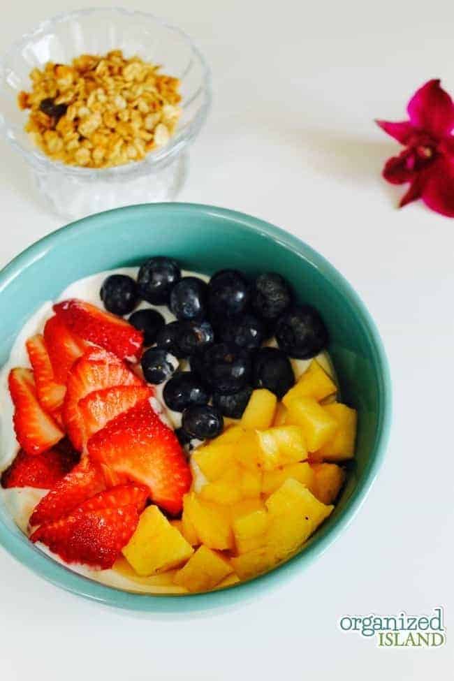 Summer Fresh Fruit Smoothie Bowls