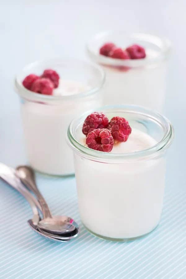 2-Ingredient White Chocolate Mousse