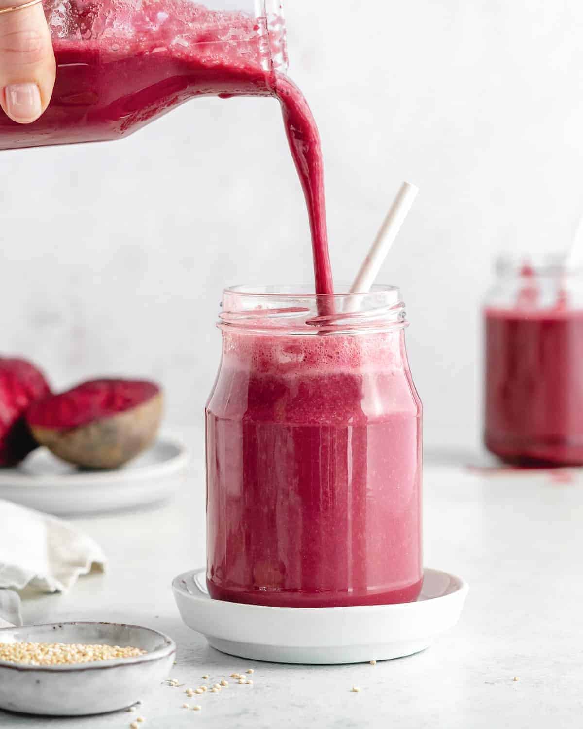 Healthy Beetroot Kale Smoothie (High Protein)