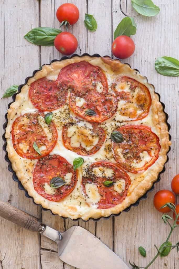 Easy Italian Cheese & Tomato Pie