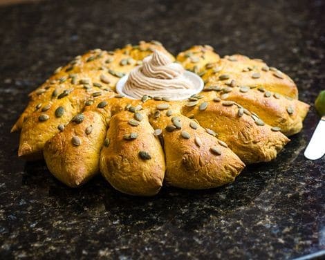 Pumpkin Wreath Bread