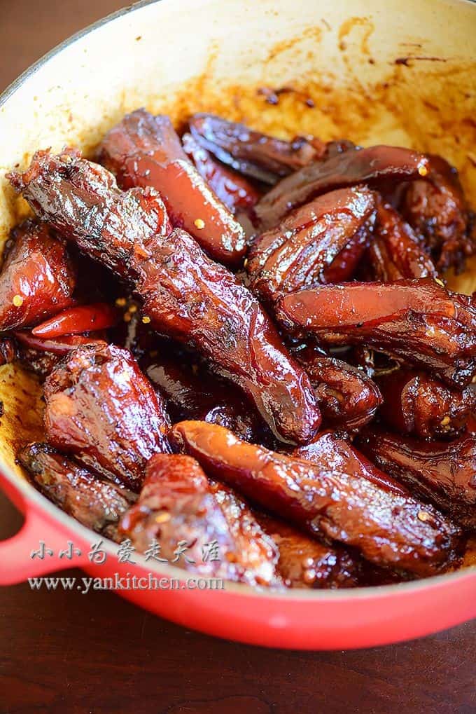 Braised Smoked Pigtails In Soy Sauce